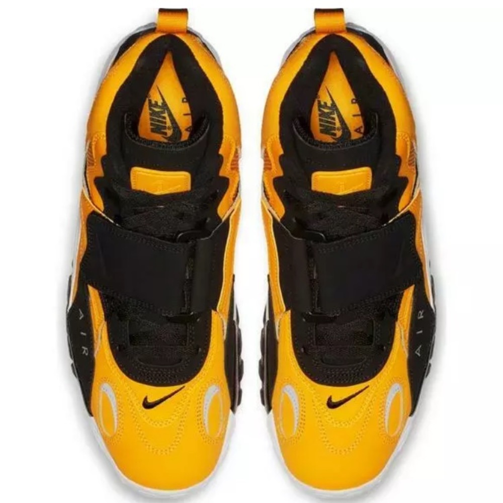 Nike Men's Yellow and Black Air Sneakers - Picture 5 of 10